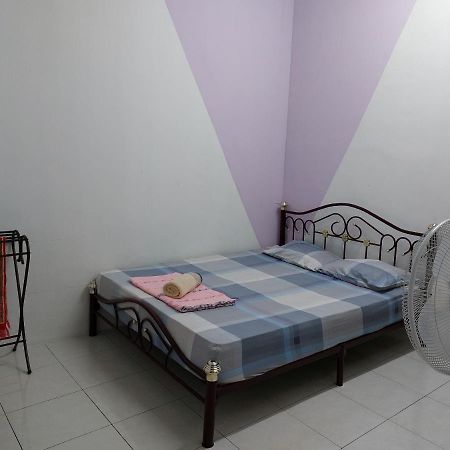 Pelangi Homestay Bota 외부 사진